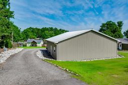 725 Wildwood Road photo 4