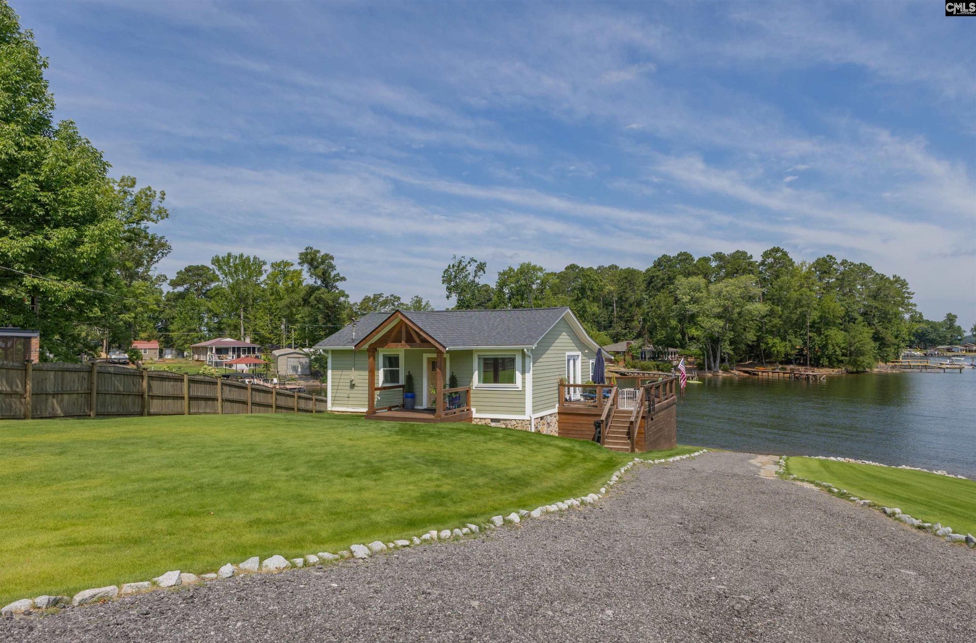 725 Wildwood Road Photo 7