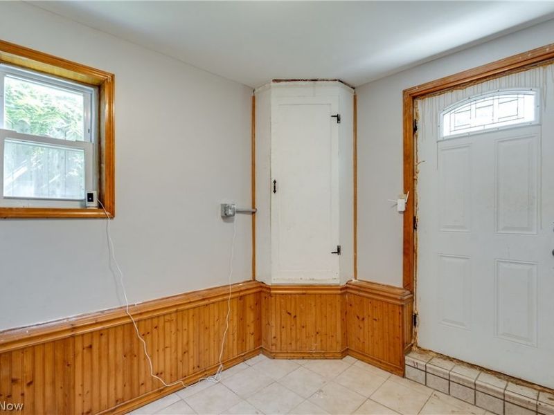 2718 Northland Street, Cuyahoga Falls, OH 44221 Photo 3