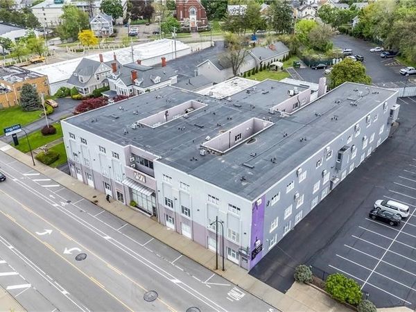 797 E Market Street, Unit 220, Akron, OH 44305