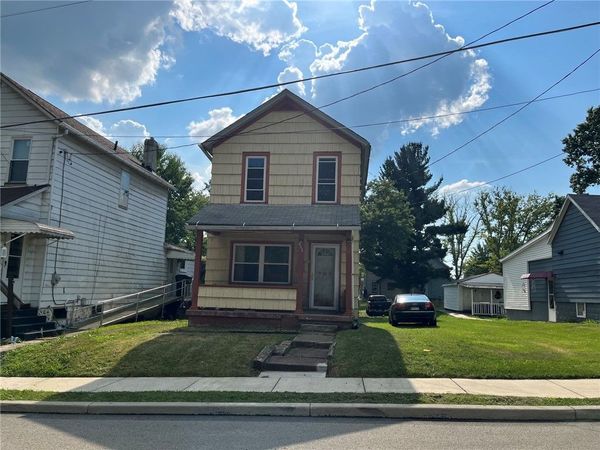 922 Emerson Ave , Farrell, PA 16121