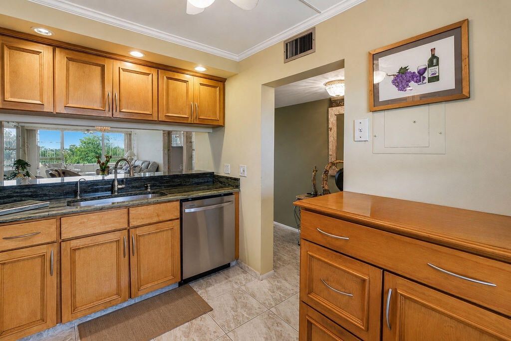 4091 Cypress Reach Court, Unit 403, Pompano Beach, FL 33069 Photo