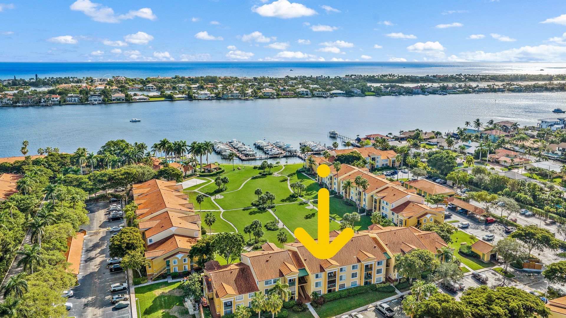 135 Yacht Club Way, Unit 305, Hypoluxo, FL 33462 Photo