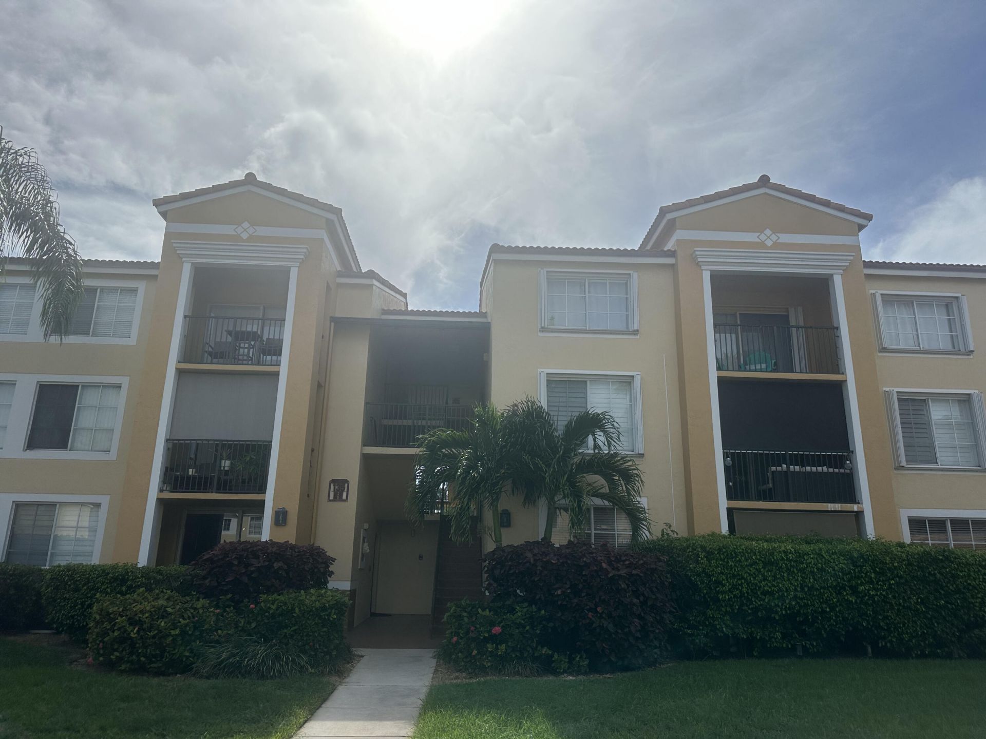 135 Yacht Club Way, Unit 305, Hypoluxo, FL 33462 Photo
