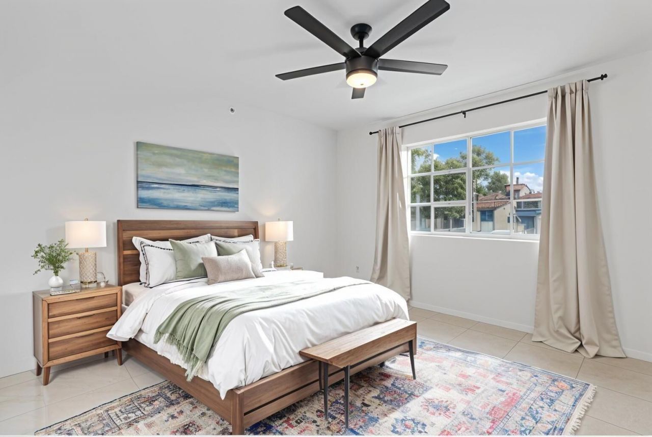 135 Yacht Club Way, Unit 305, Hypoluxo, FL 33462 Photo