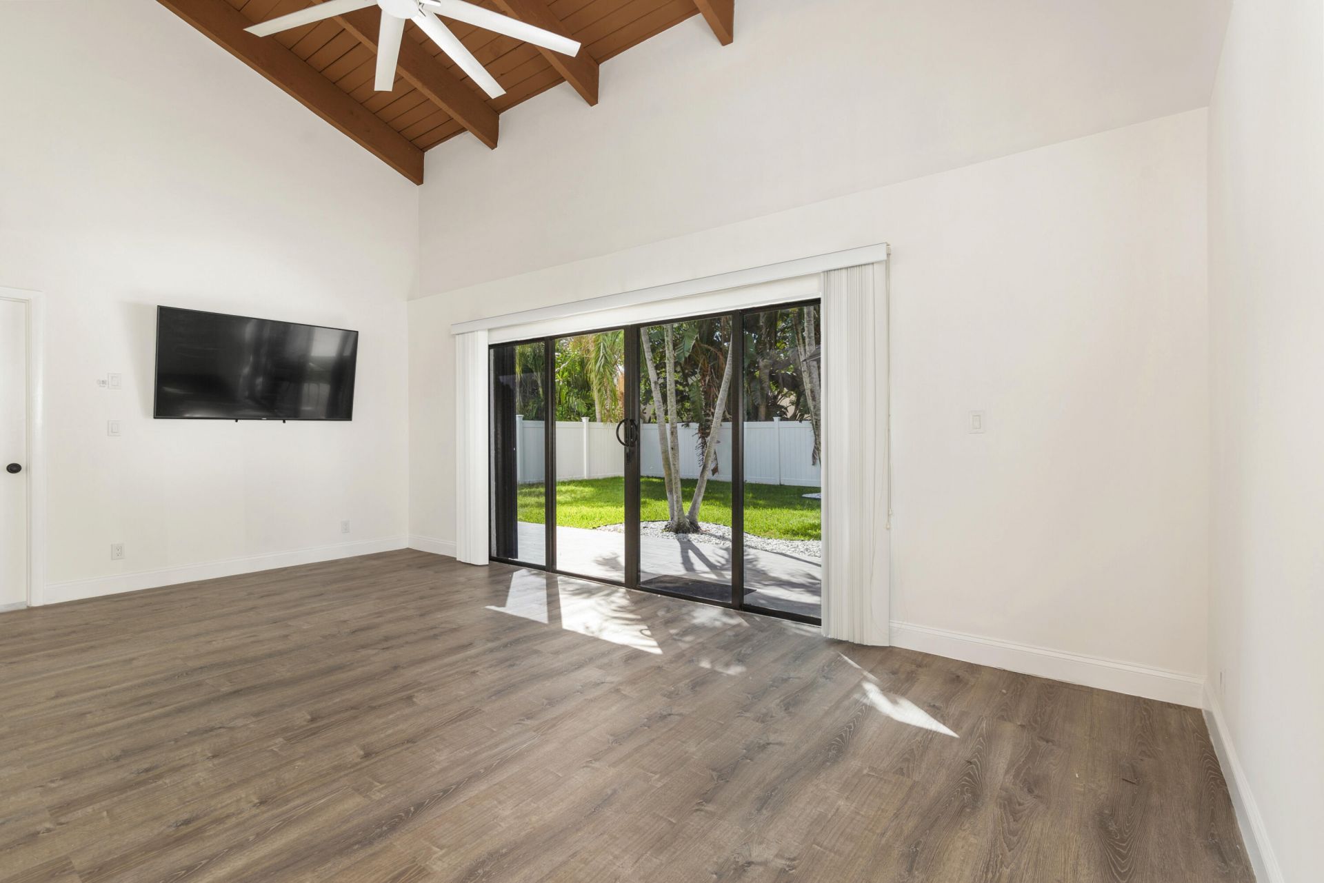 2474 Douglas Avenue, Delray Beach, FL 33444 Photo