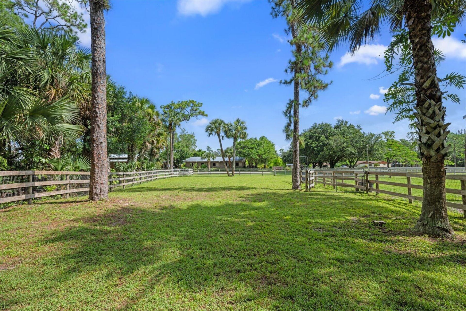 2454/2376 E Road, Loxahatchee, FL 33470 Photo