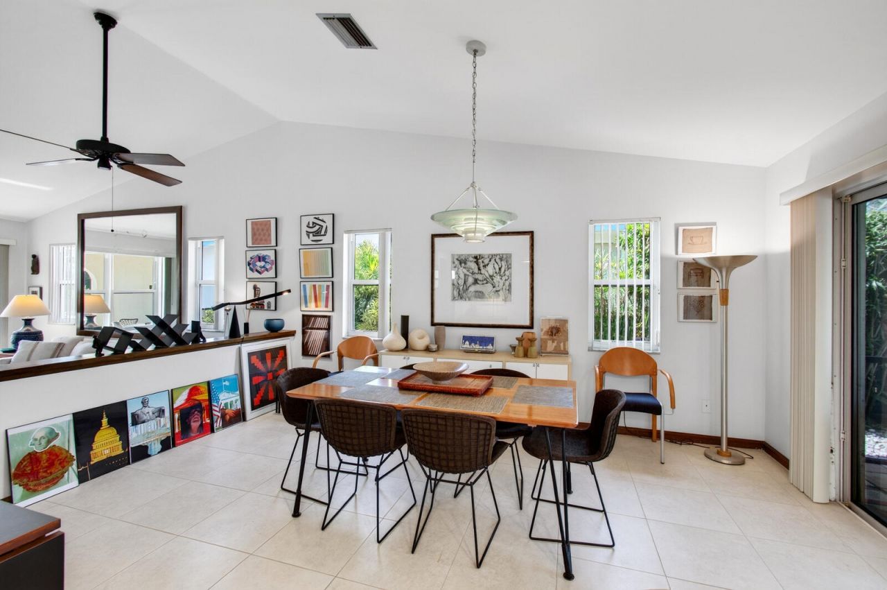 1315 N Lakeside Drive, Lake Worth Beach, FL 33460 Photo