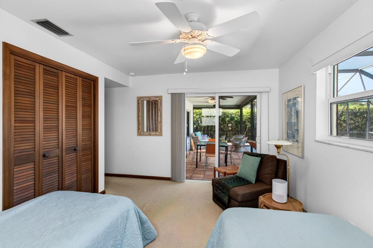 1315 N Lakeside Drive, Lake Worth Beach, FL 33460 Photo