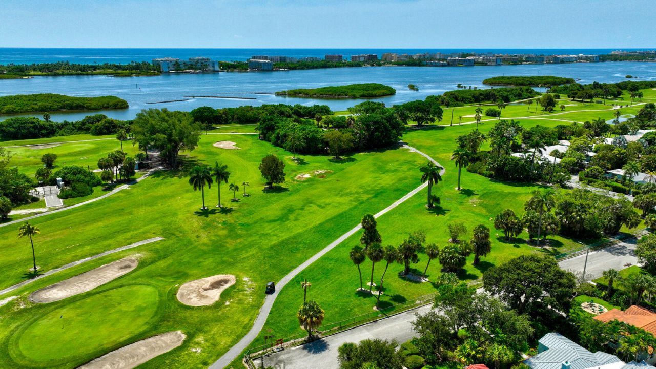 1315 N Lakeside Drive, Lake Worth Beach, FL 33460 Photo