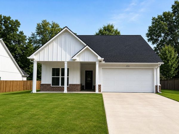 202 Polk St., New Albany, MS 38652