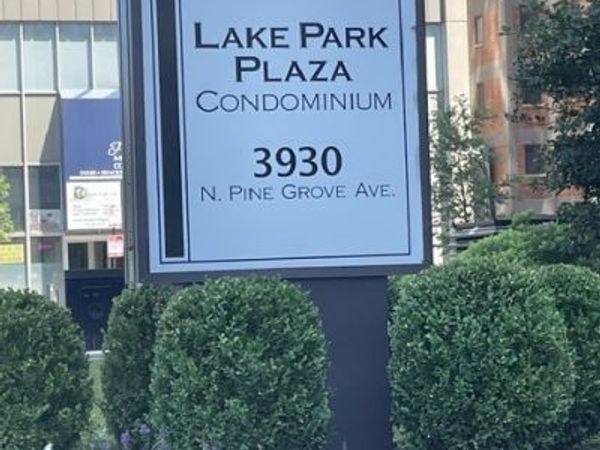 3930 N Pine Grove Avenue , Unit 707, Chicago, IL 60613