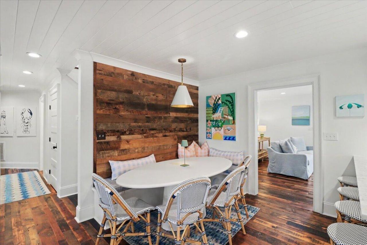 1307 Cove Avenue Photo 10