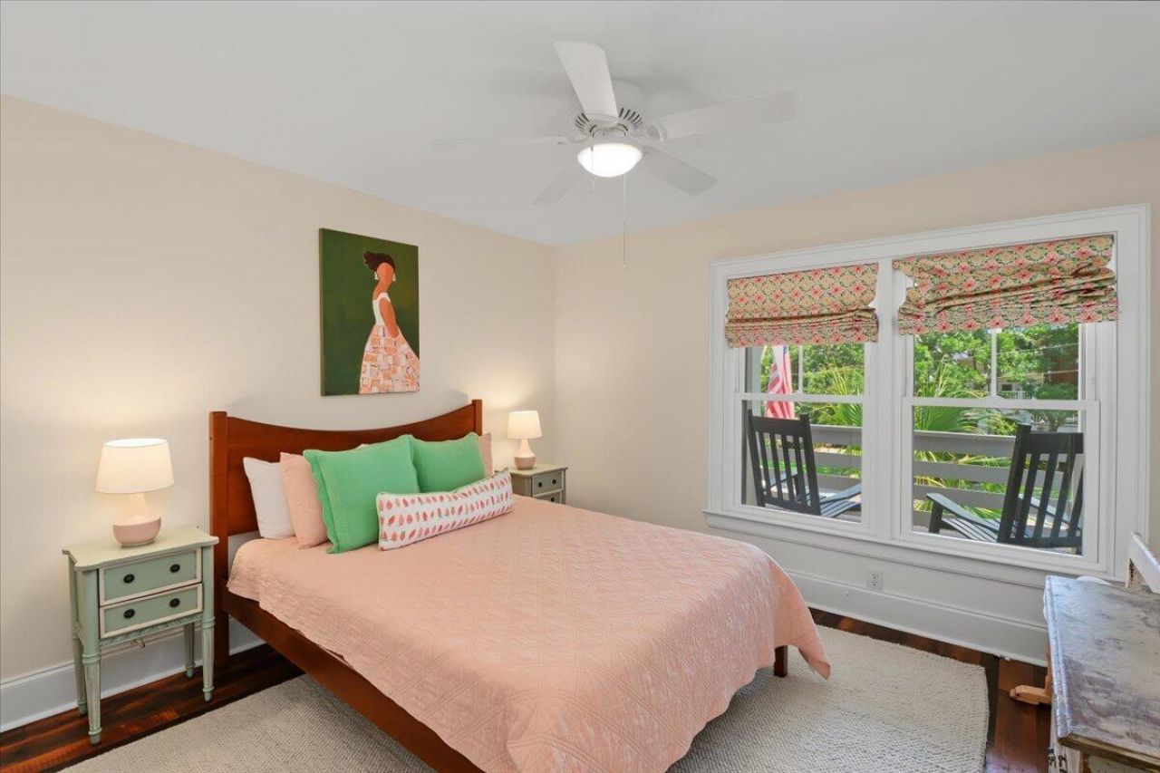 1307 Cove Avenue Photo 30