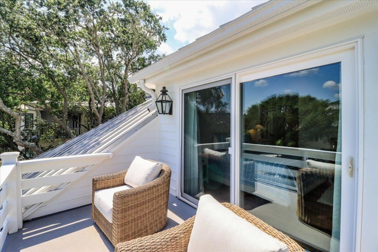 1307 Cove Avenue Photo 39