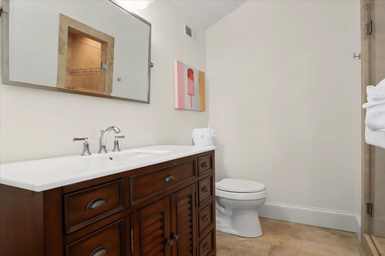 1307 Cove Avenue Photo 43