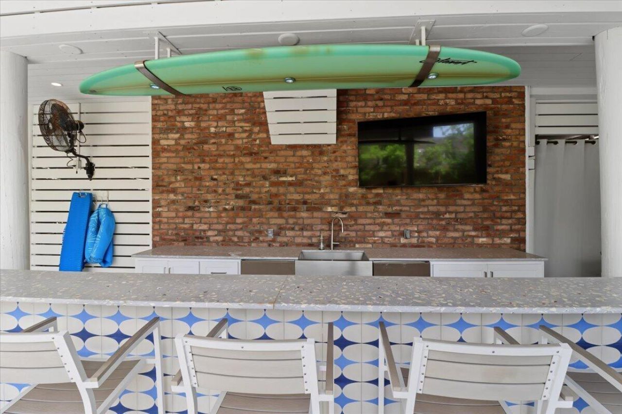 1307 Cove Avenue Photo 49