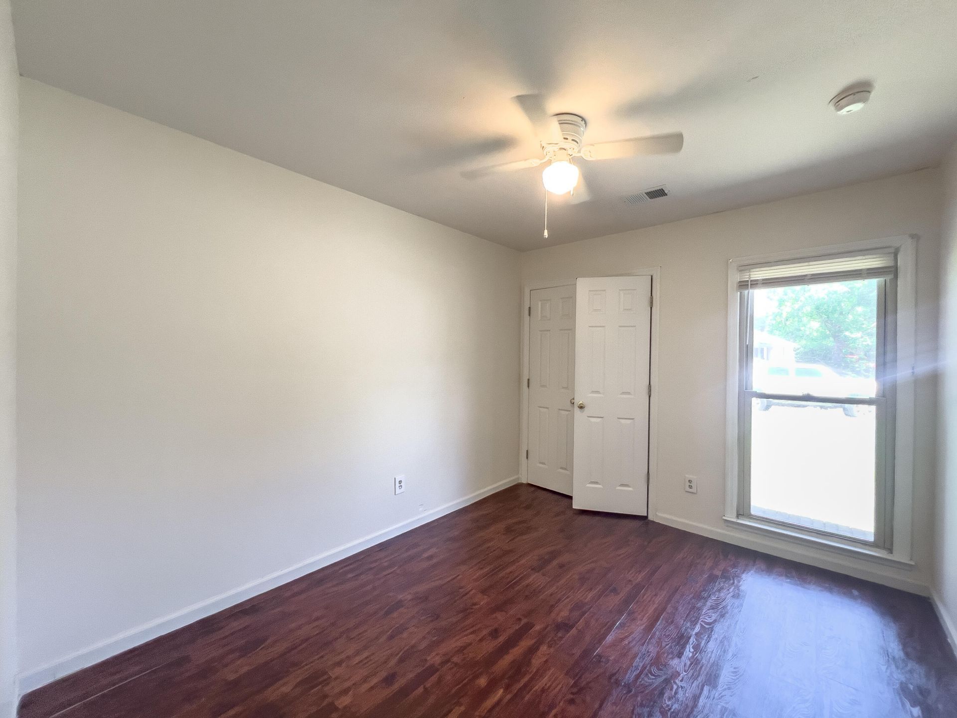 215 Ruffin Road Photo 5