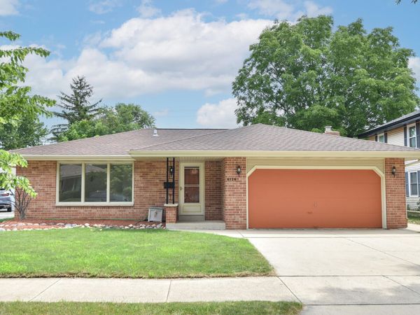 6126 S Merrill Ave, Cudahy, WI 53110