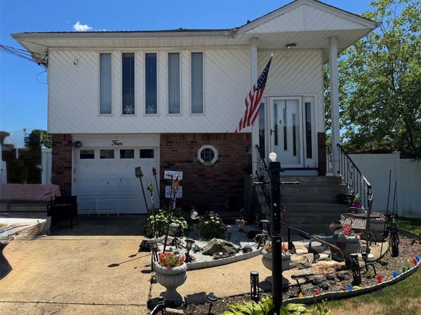 4 Cedar Street, Massapequa, NY 11758