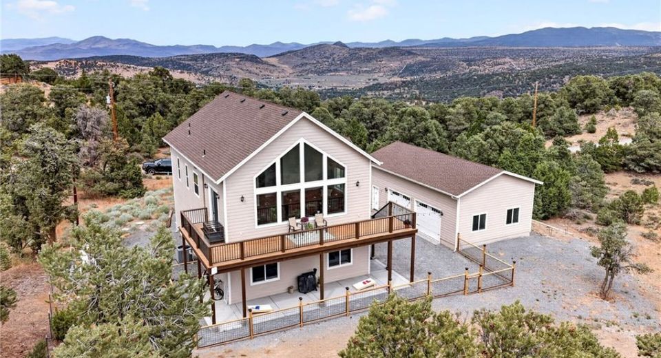 21415 Pinenut Road, , NV 98521 Photo