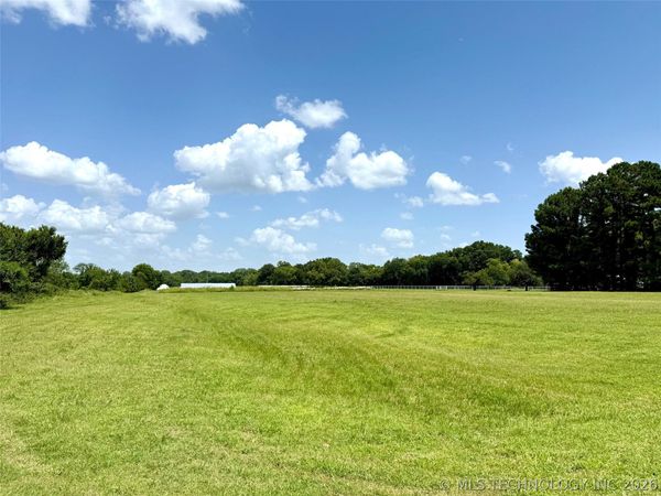 1701 S Cheyenne Road , Sapulpa, OK 74066