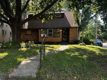 5900 Russell Avenue S, Minneapolis, MN 55410