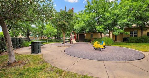 76 Chambord Way #76, Unit 76, Roseville, CA 95678 Photo