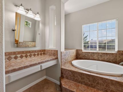 2519 Parkcrest Way, Roseville, CA 95747 Photo