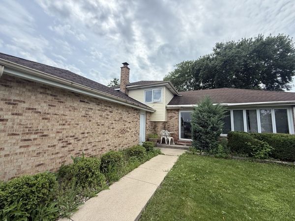 15226 Oxford Drive , Orland Park, IL 60462