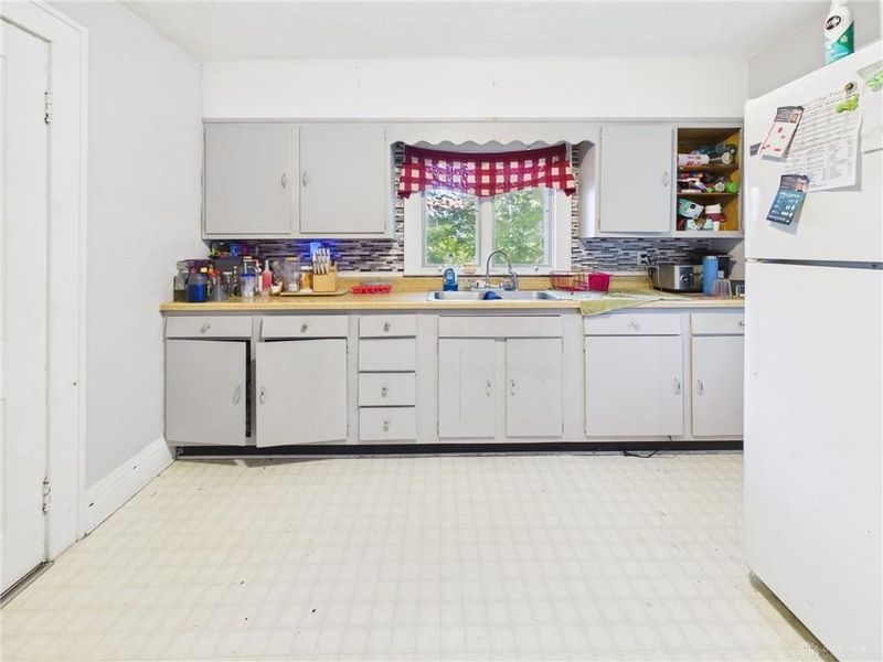 109 George Street, Gettysburg, OH 45328 Photo 9
