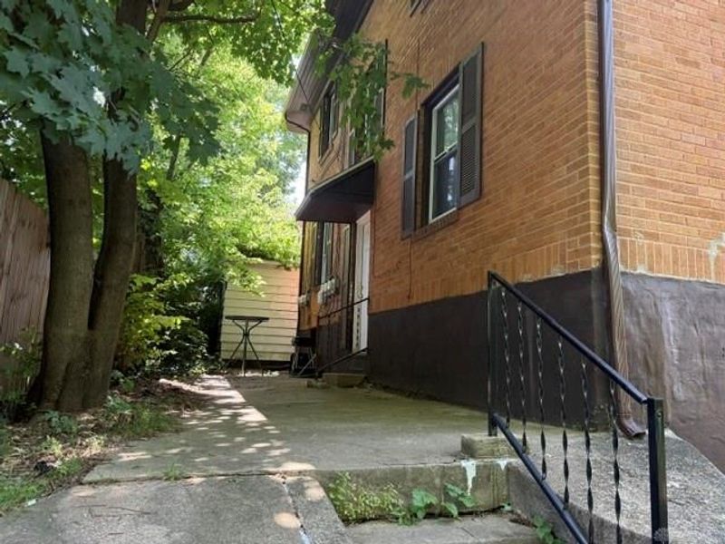 2010 Auburn Avenue, Dayton, OH 45406 Photo 6