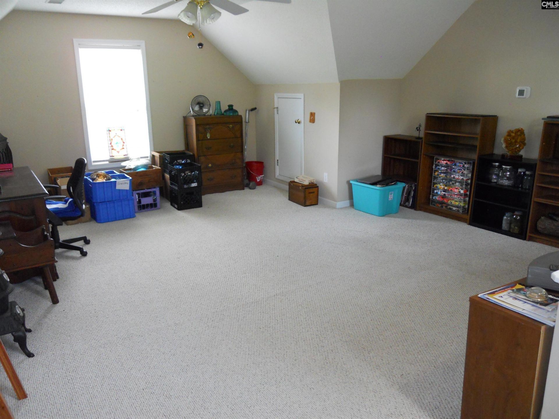 276 Winchester Court  Photo 20