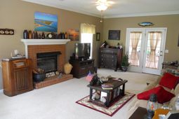 276 Winchester Court  photo 4