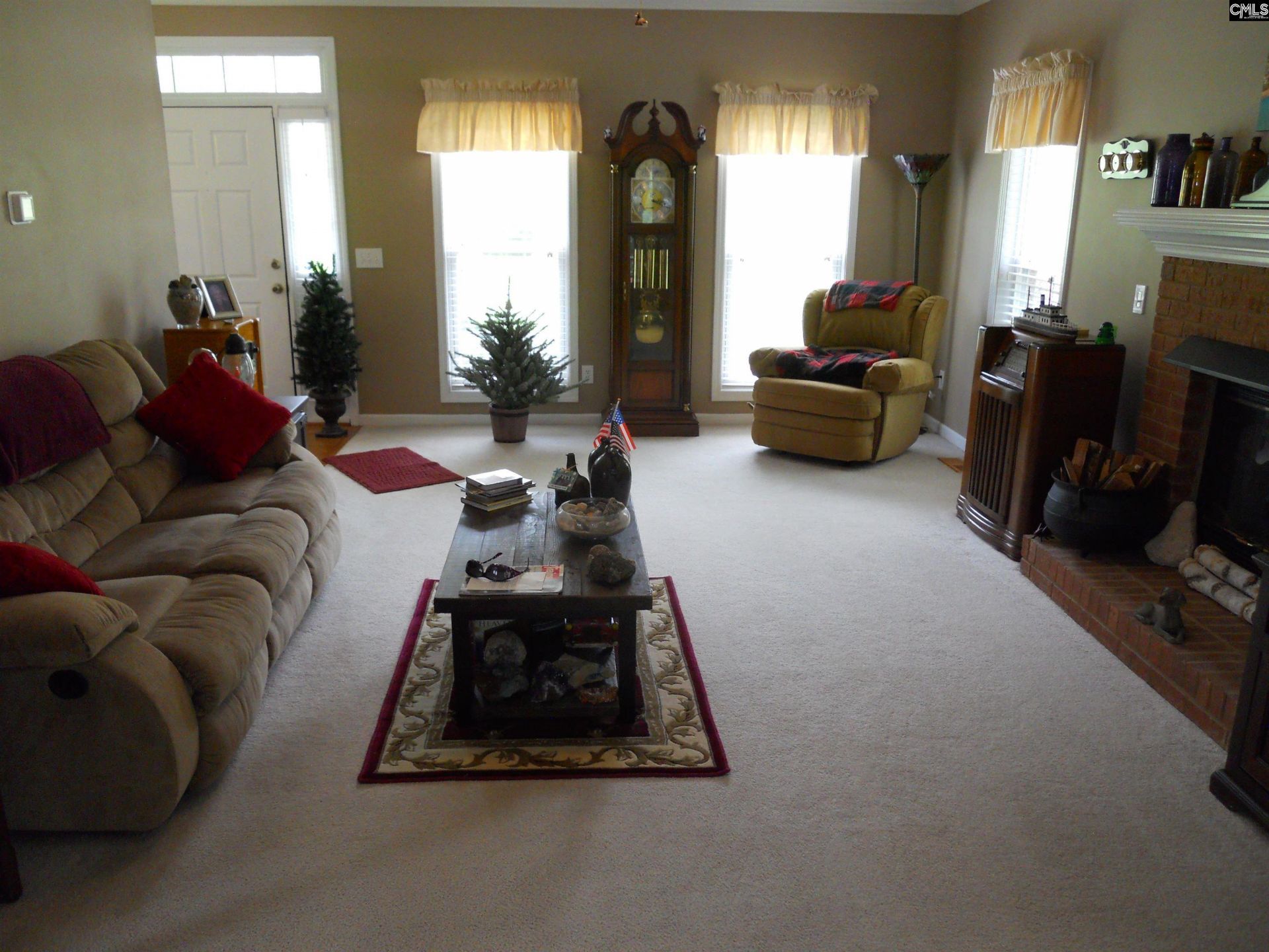 276 Winchester Court  Photo 8