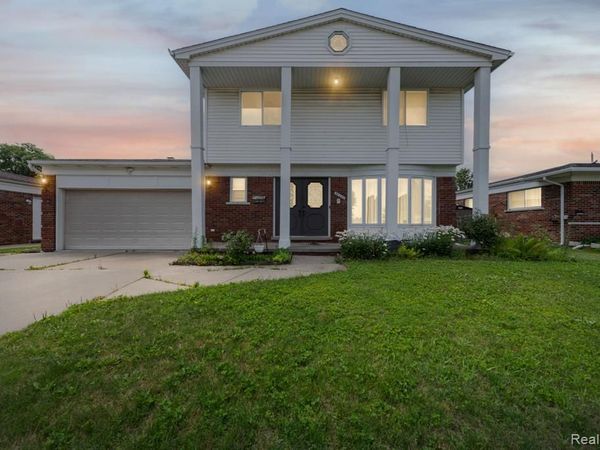 36291 Weber Drive, Sterling Heights, MI 48310