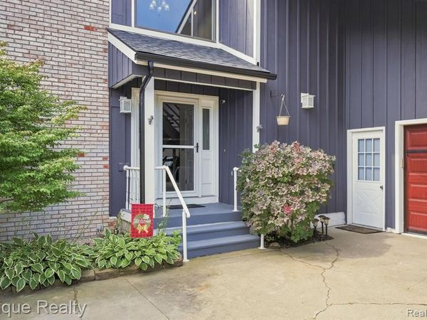 4049 Blue River Drive, St. Clair Twp, MI 48079