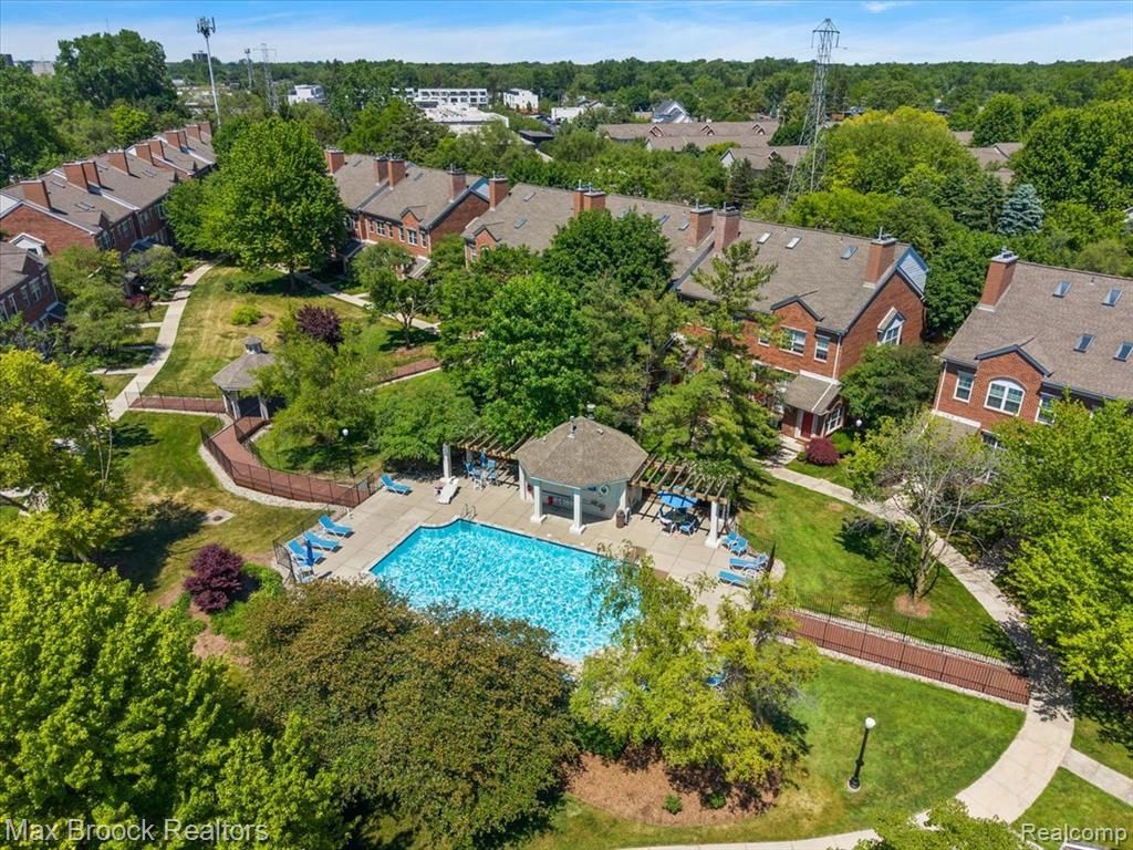1538 Maryland Club Drive, Royal Oak, MI 48067 Main Photo