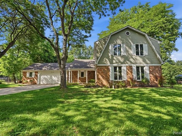 470 Morgan Circle , Northville, MI 48167
