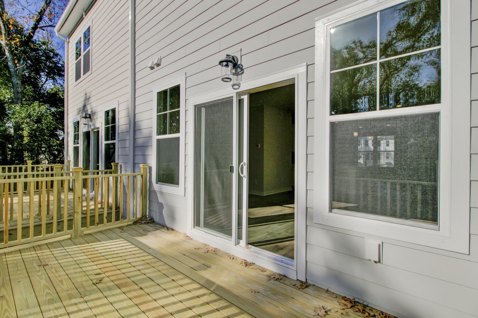 467 Caledon Court Photo 17