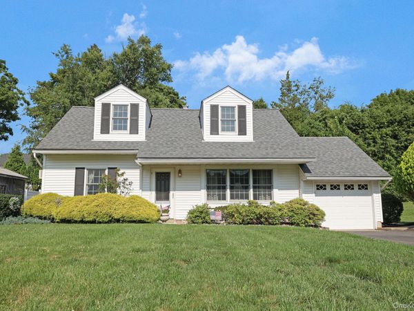 62 Oldert Drive, Pearl River, NY 10965