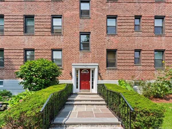 14 S Broadway, Unit 7-2B, Irvington, NY 10533
