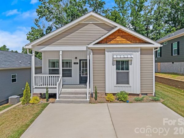 135 Bellamy Road , Asheville, NC 28806