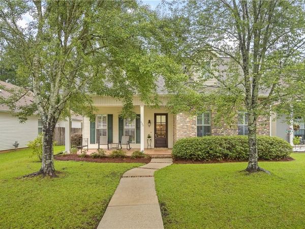 533 BRANCH CROSSING Drive , Covington, LA 70435