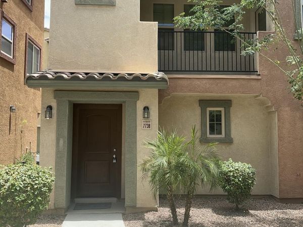 7738 W PIPESTONE Place, Phoenix, AZ 85035