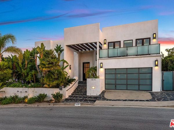 11470 Dona Evita Drive, Los Angeles, CA 91604