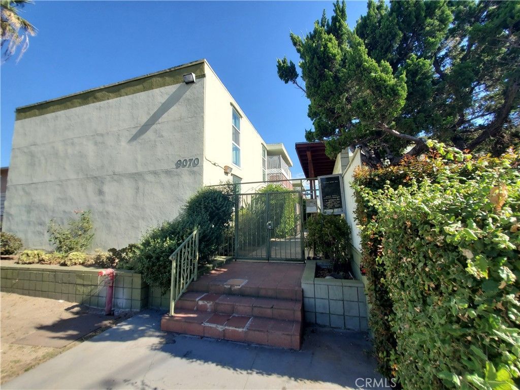 9070 Huntington Drive, Unit 6, San Gabriel, CA 91775 Main Photo