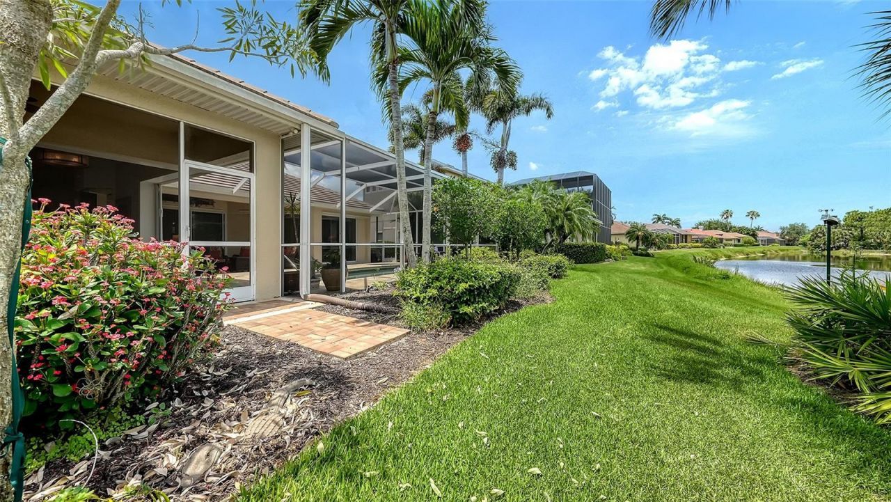 8923 Bloomfield Boulevard, Sarasota, FL 34238 Photo