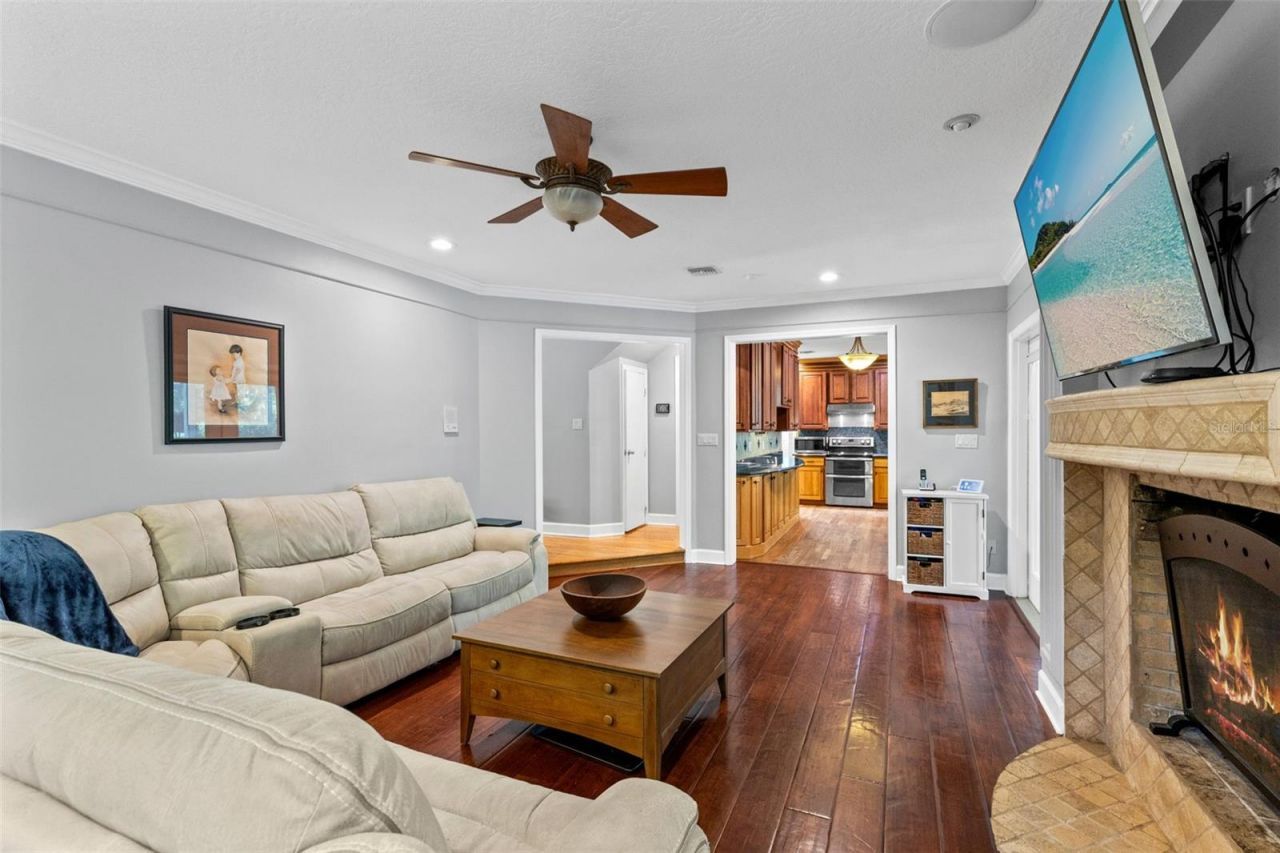 120 W Greentree Lane , Lake Mary, FL 32746 Photo