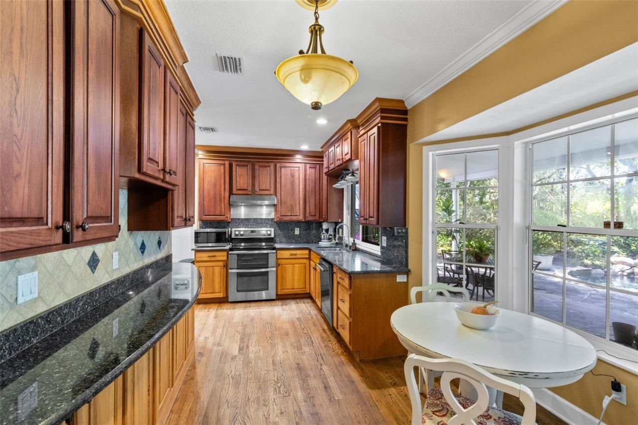 120 W Greentree Lane , Lake Mary, FL 32746 Photo